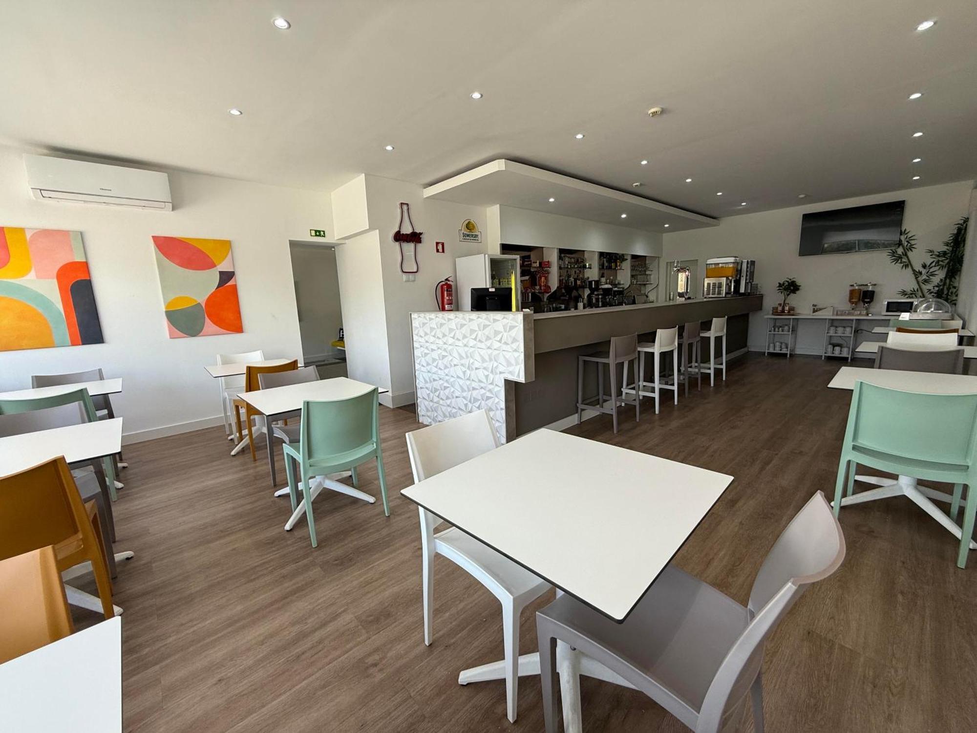 Residencial Dona Teresa Hotel Maia  Bagian luar foto